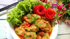 Chả cá thu sốt cà chua đơn giản, hấp dẫn